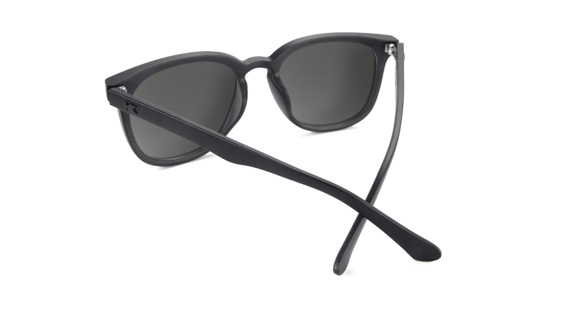 Paso Robles Black on Black#Color_Black on Black
