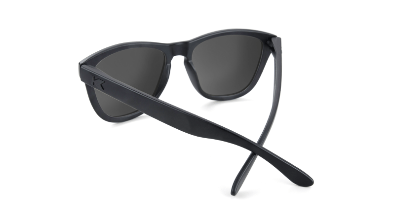 Premiums Black on Black#Color_Black on Black