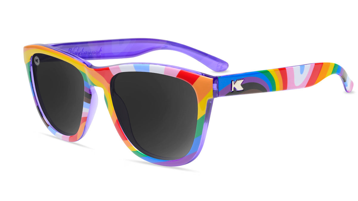 Premiums Loud and Proud#Color_Loud and Proud